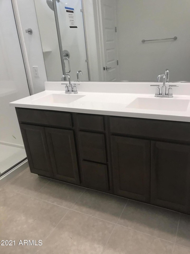 D12AEDD6-CB8F-4E90-BFBC-E31960DD575A