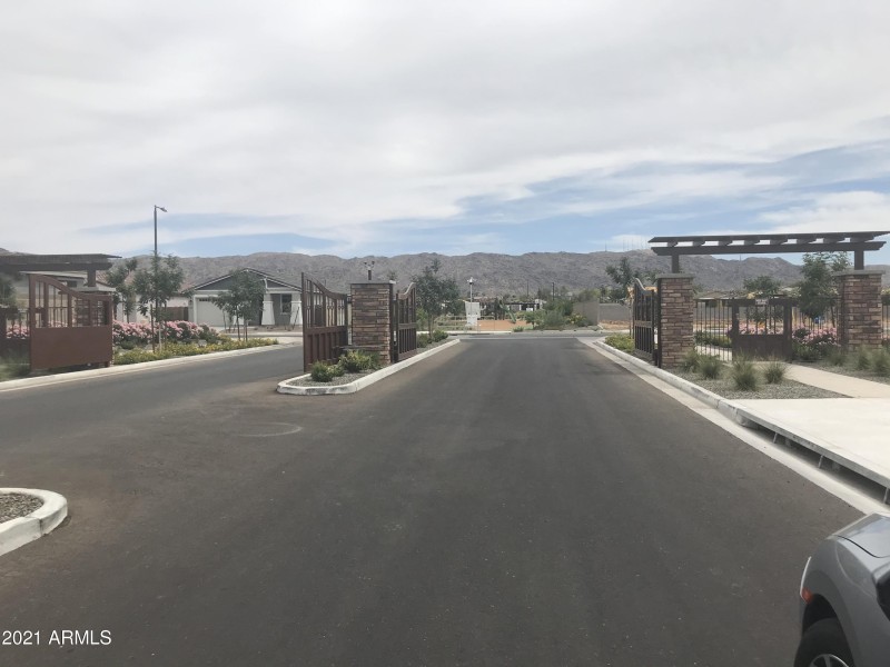 56095C2D-06AE-48BE-BD49-A448AF3F8E22