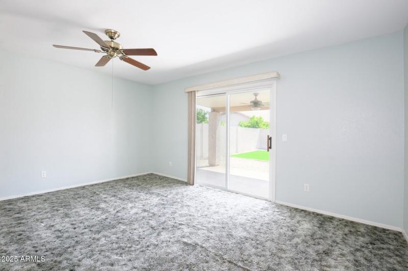 thumbnail_Marconi Ave (39)