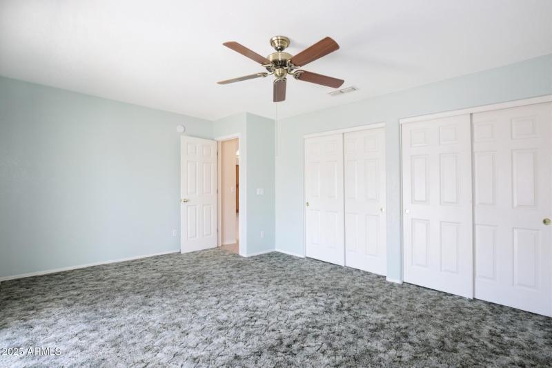 thumbnail_Marconi Ave (40)