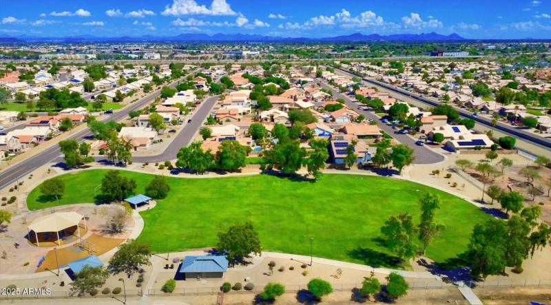 thumbnail_Marconi Ave (62)