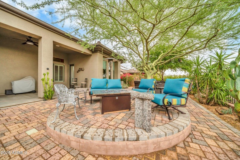 41212 N Congressional Dr-50