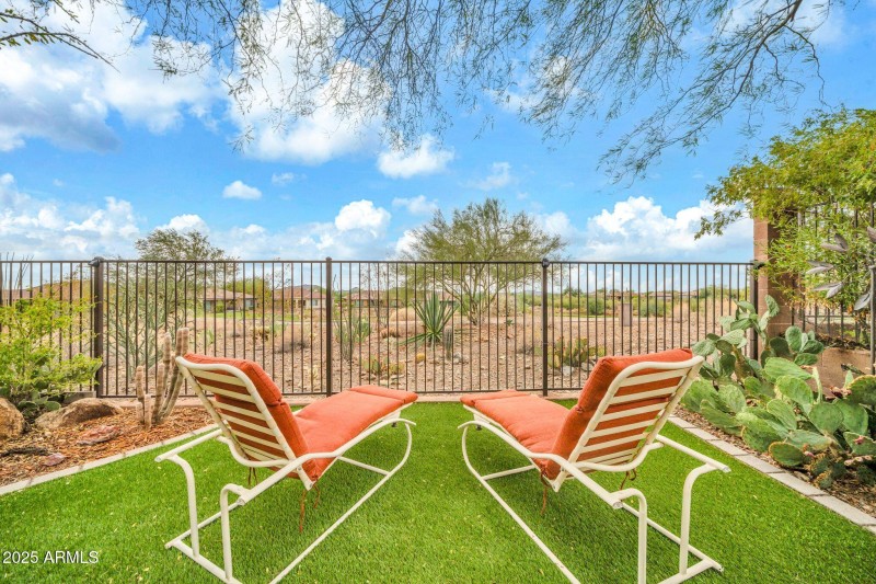 41212 N Congressional Dr-45