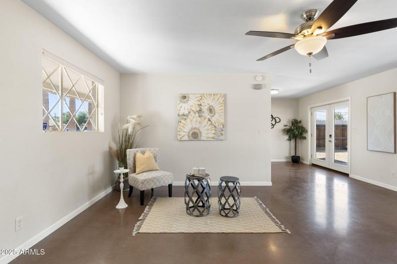 10 - 7240 E Garfield St