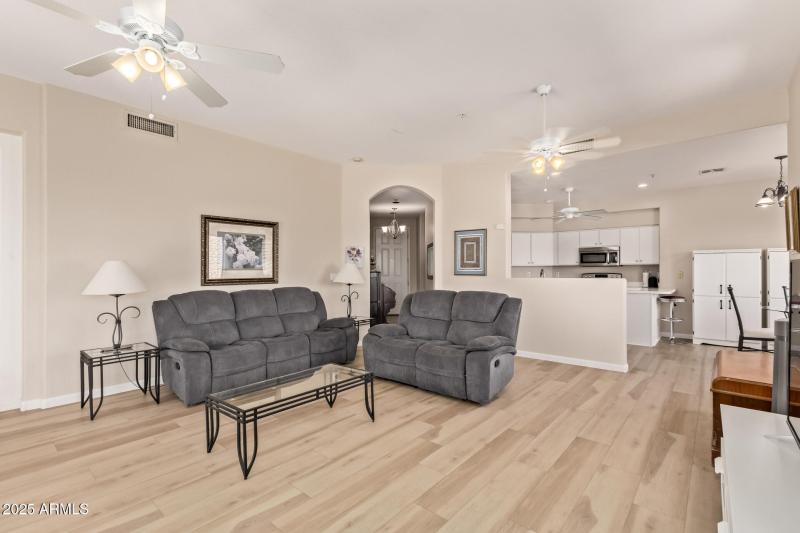 10 Woodside