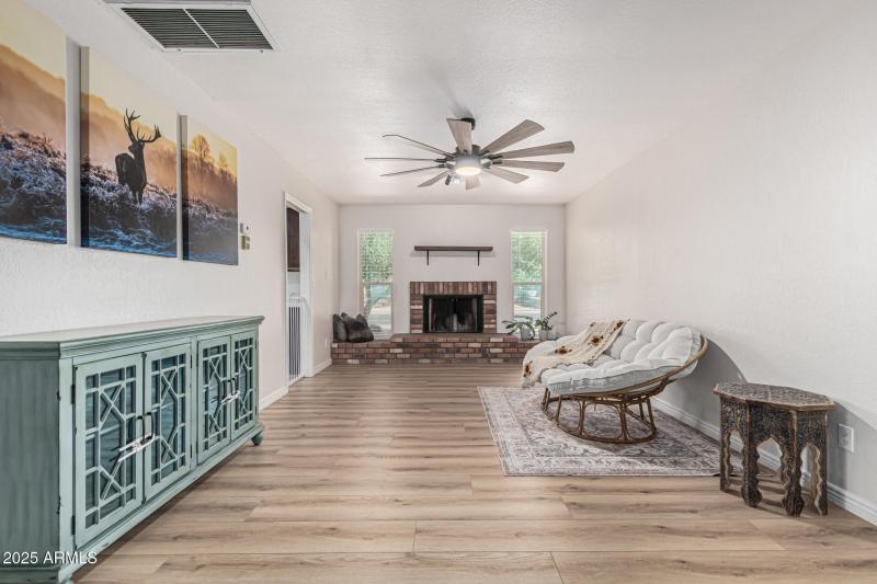 12 Grandview