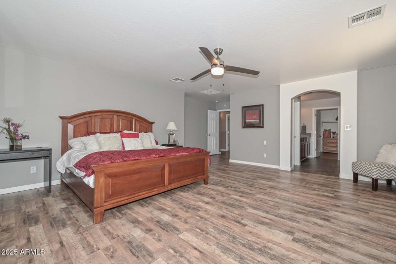 Primary Bedroom-Bath