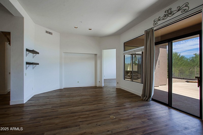 Living and Dining Room 4