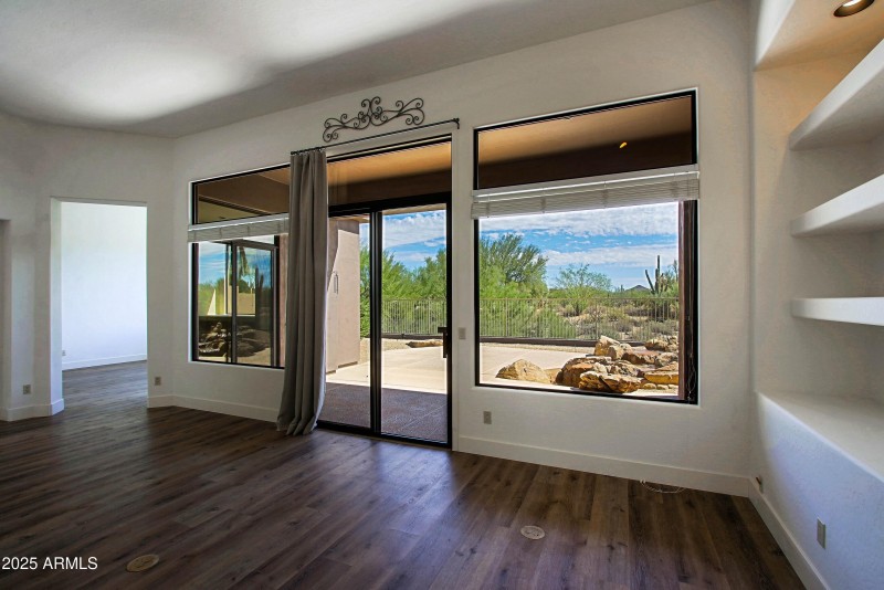 Living and Dining Room 5