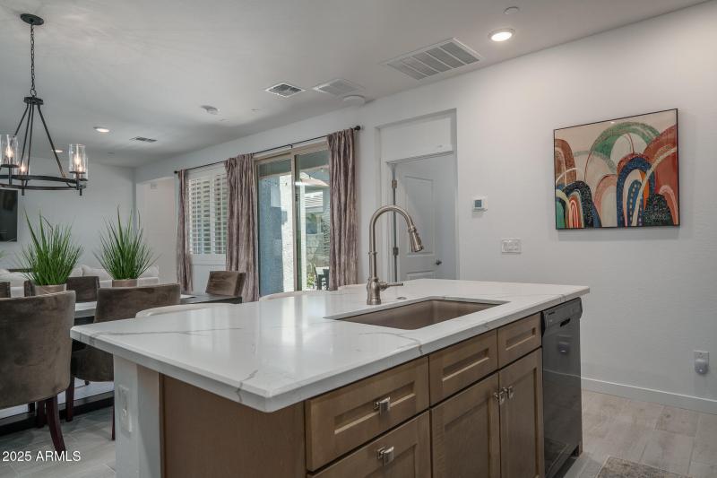 8) KITCHEN