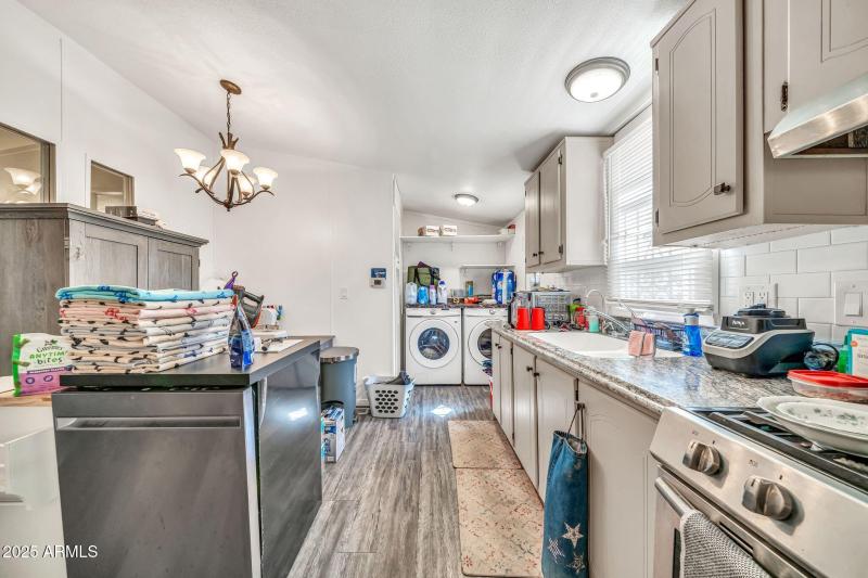 19401 N 7th St-10