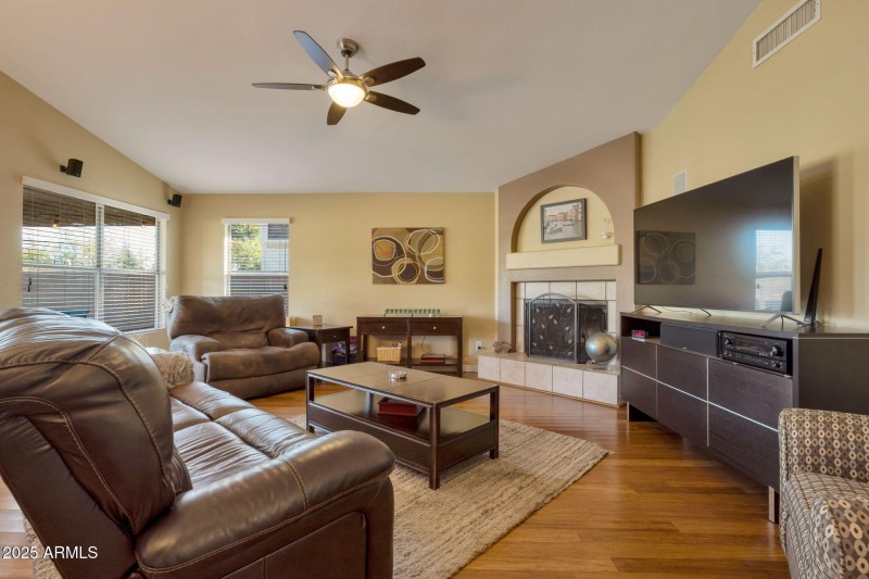 18-web-or-mls-QP-05454