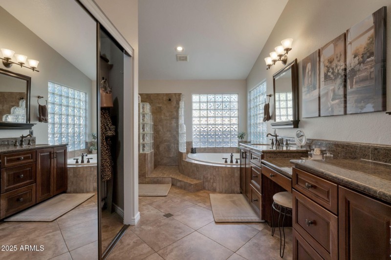 24-web-or-mls-QP-05489