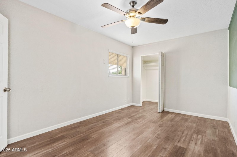 913 W Highland Avenue