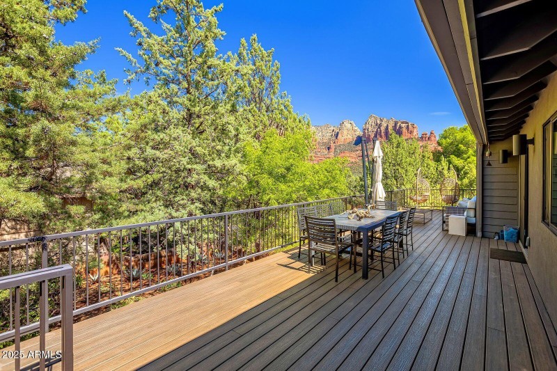 Outdoor deck 2