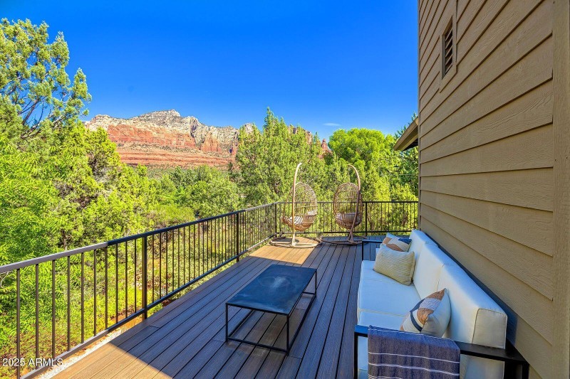 Outdoor deck 3