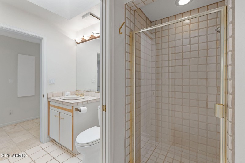 23-web-or-mls-8510-e-vista-bonita-dr