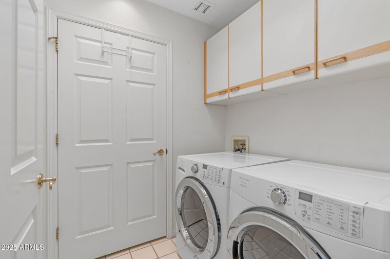 24-web-or-mls-8510-e-vista-bonita-dr