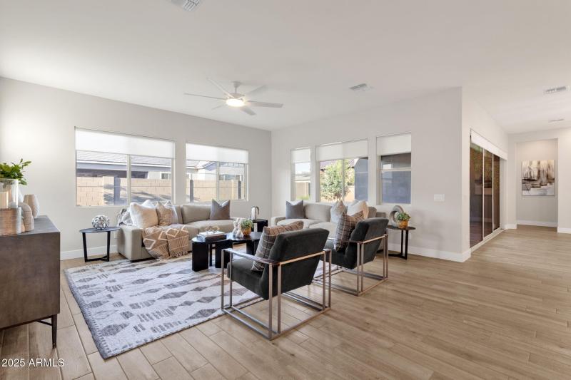 21-web-or-mls-1266-e-donato-dr