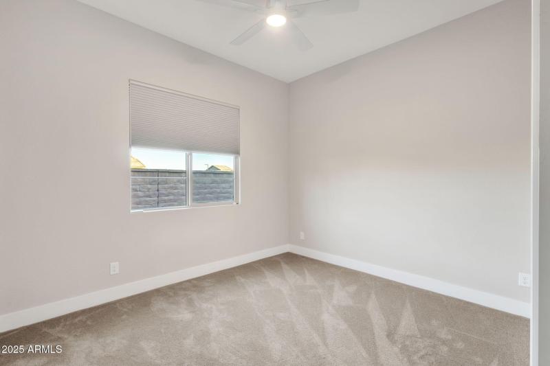 34-web-or-mls-1266-e-donato-dr