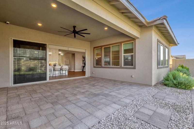 48-web-or-mls-1266-e-donato-dr