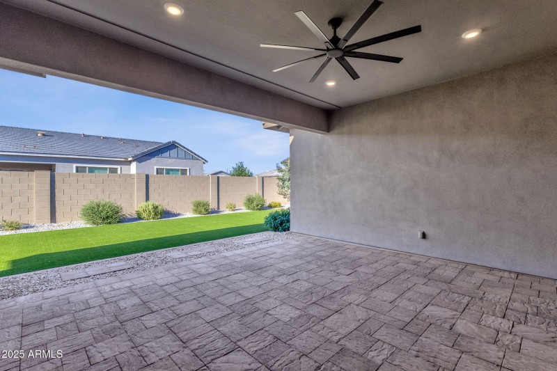 49-web-or-mls-1266-e-donato-dr