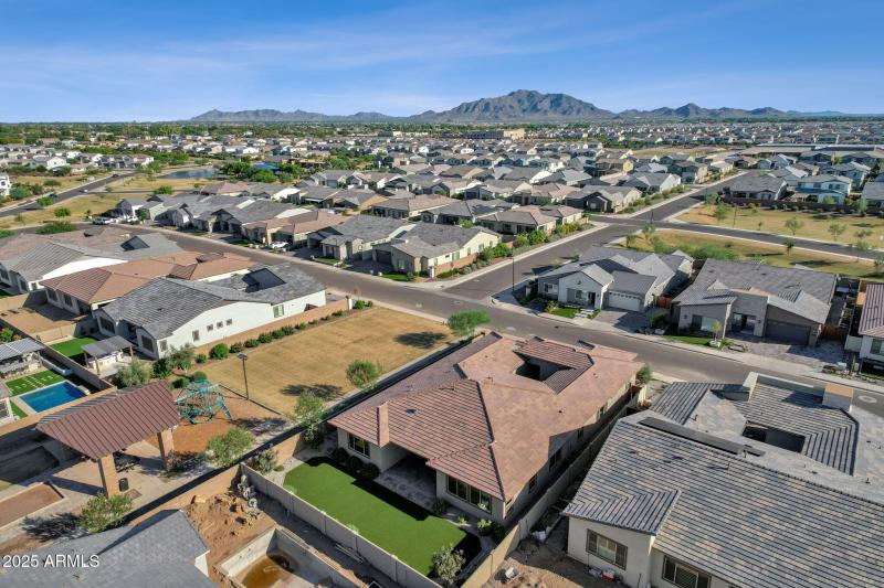 63-web-or-mls-1266-e-donato-dr