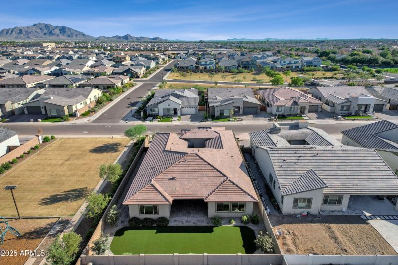 65-web-or-mls-1266-e-donato-dr