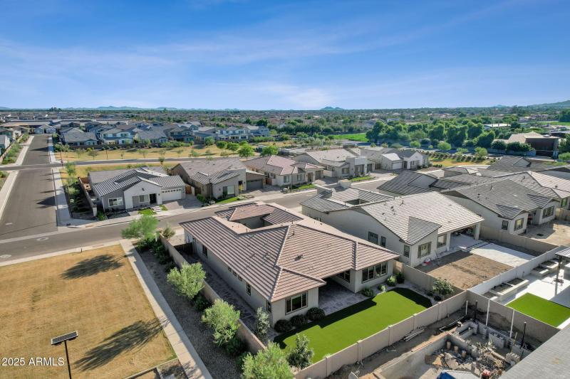 66-web-or-mls-1266-e-donato-dr