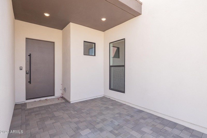 4)FRONT OF HOME