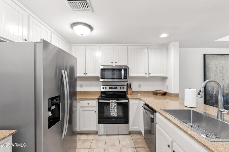 16-web-or-mls-Mule-16