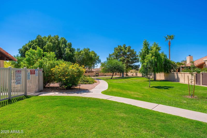 Alta Mesa Townhomes - 05