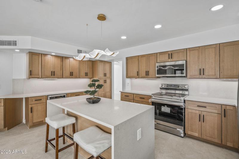 1925ELaneAvenue-26