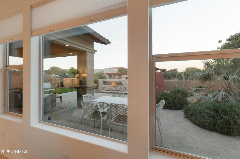 5811 S-022-030-dlb-MLS_Size