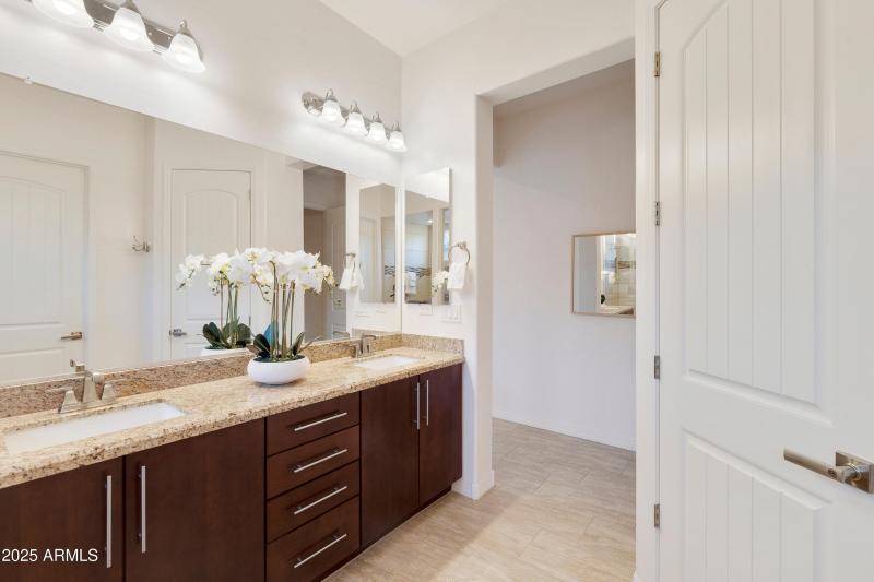 5811 S-028-042-dlb-MLS_Size