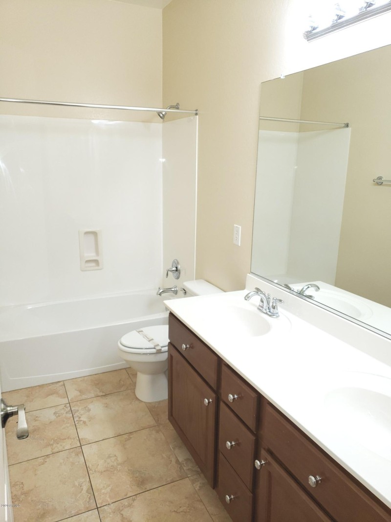 Pasadena Guest Bath 2