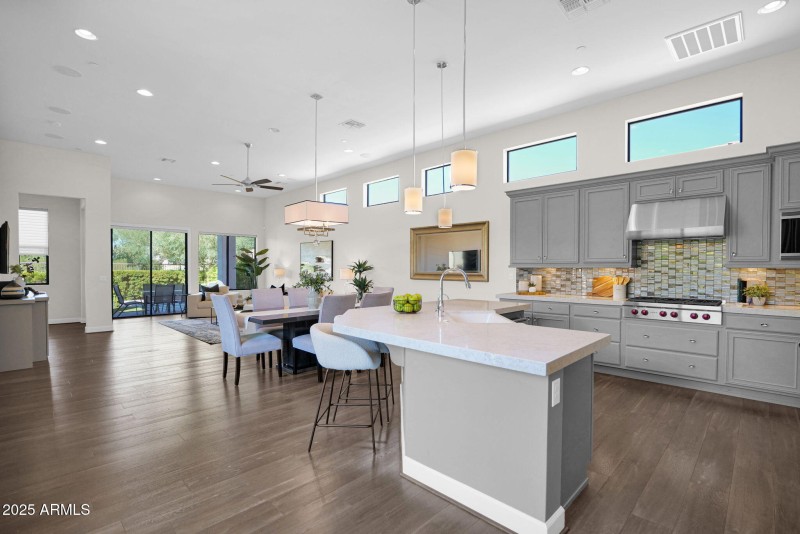 kitchen into living area/dining