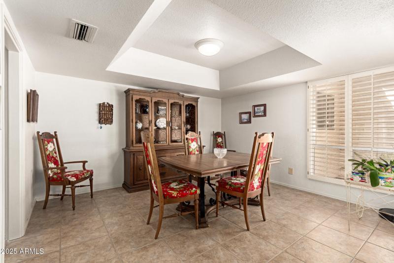 13 Dining Room