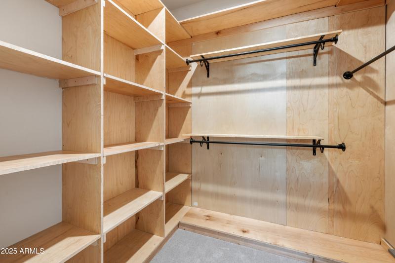 Primary_Closet