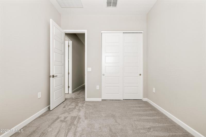 Upstairs_Guest_Bedroom_3_Photo_1
