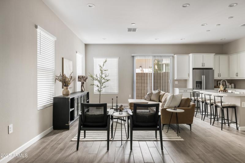 Living_Room_Photo_2