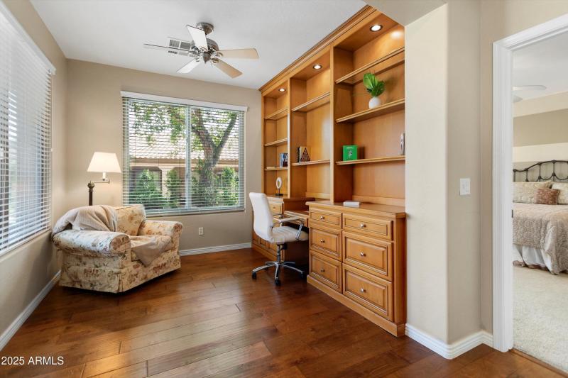 DEN/OFFICE W/BUILT-INS