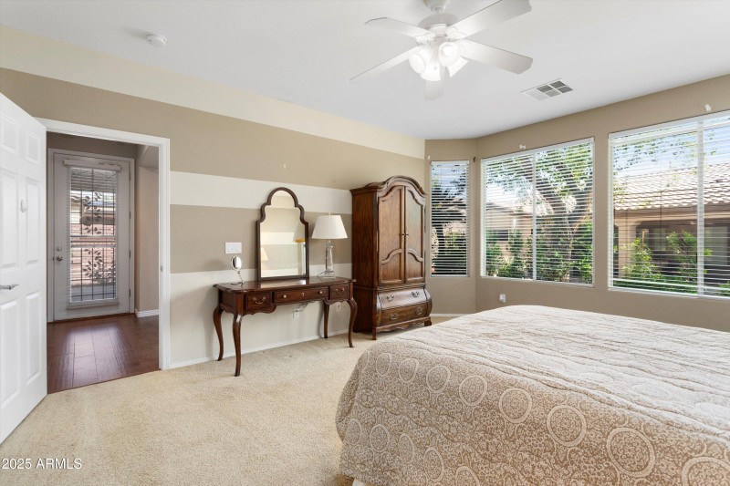 PRIMARY BED W/ENSUITE BATH