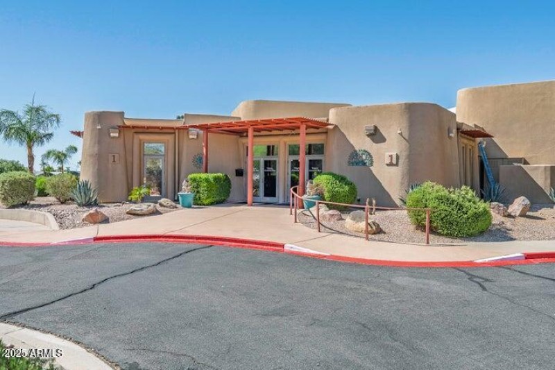 Crescent Ridge entry gate