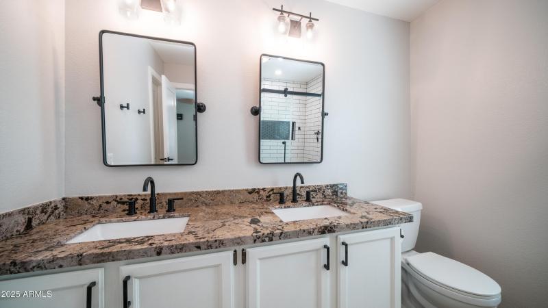 4411 E Ashurst Dr-24