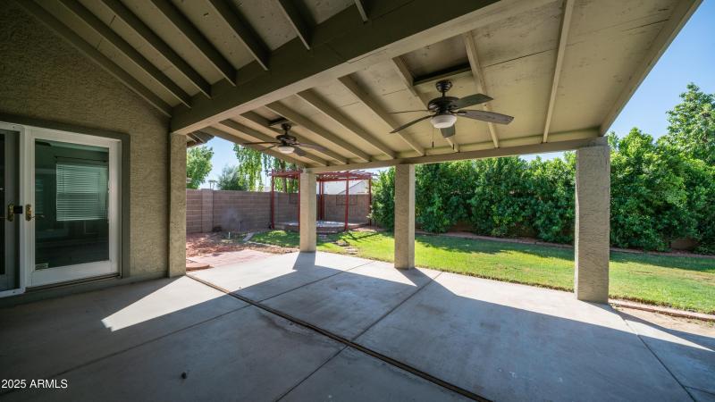 4411 E Ashurst Dr-26
