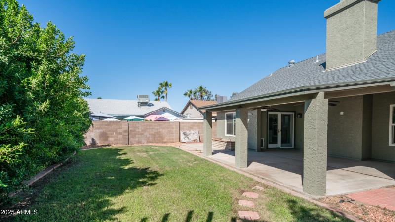 4411 E Ashurst Dr-30