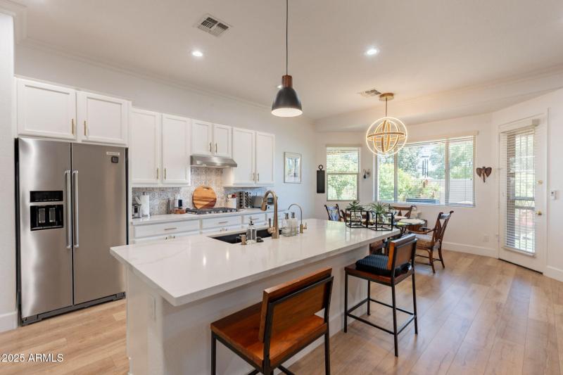 Springfield Lakes Hom