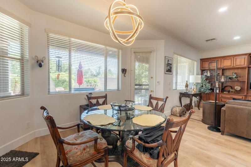 Springfield Lakes Hom
