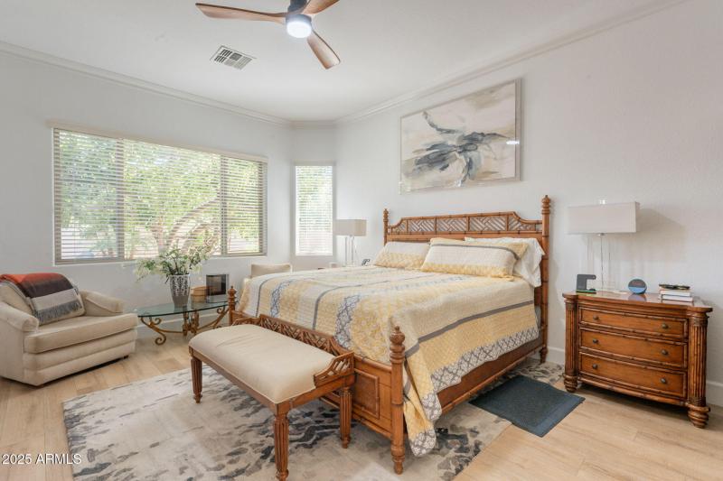 Springfield Lakes Hom
